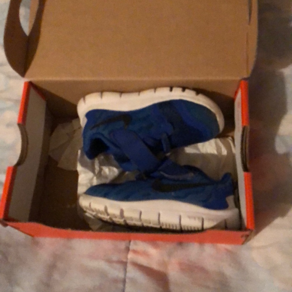 Nike toddler shoes